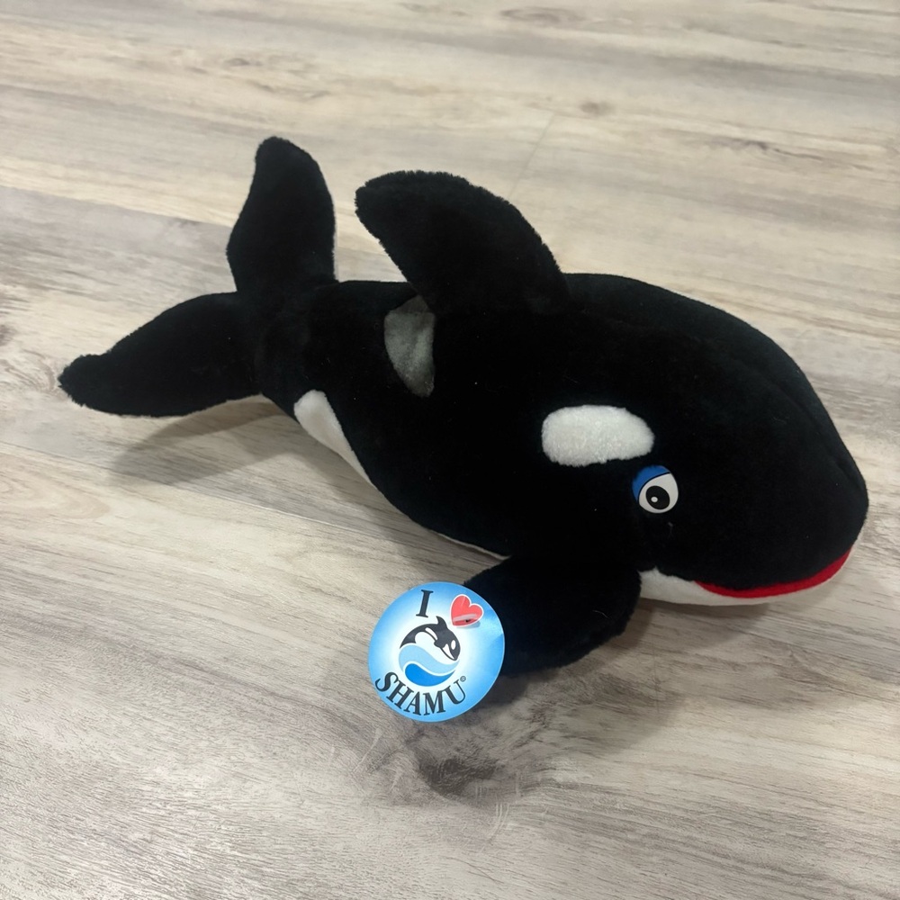 Vintage Sea World Shamu Orca Killer Whale Plush Toy NWT